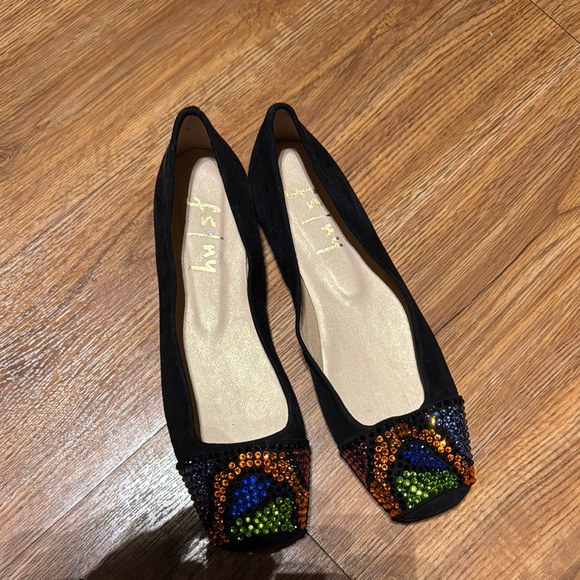 Elegant Black Flats with Colorful Beaded Design - Picture 3 of 9